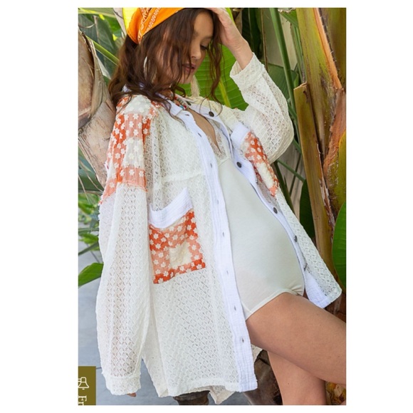 LAST ONE $40 start 121 ๐๐POL oversized lace shacket - Picture 4 of 7